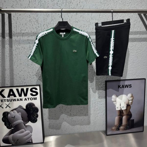 LACOSTE YEŞİL TİŞÖRTLÜ ŞORTLU TAKIM